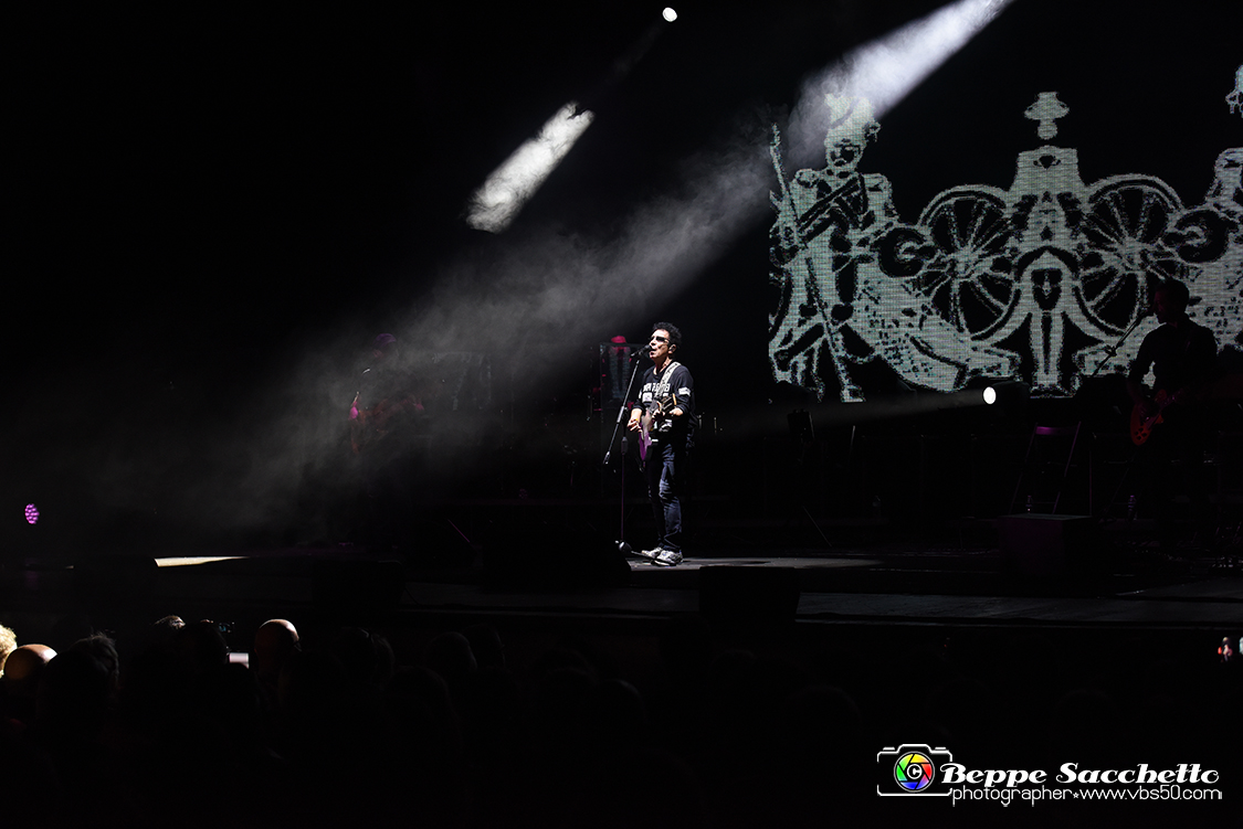 VBS_4052 - Concerto Edoardo Bennato - Peter Pan Rock 'n' Roll Tour.jpg